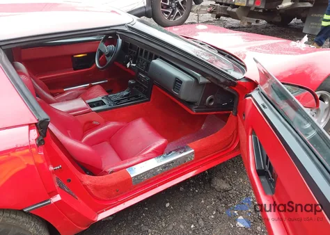 1988 Chevrolet Corvette from USA, damaged, VIN 1G1YY2189J5103913